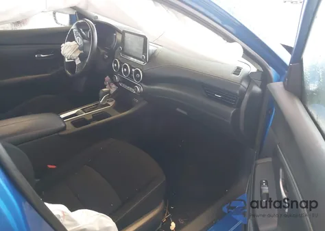 2021 Nissan Sentra Sv Xtronic Cvt z USA, uszkodzony, nr VIN 3N1AB8CV0MY262488